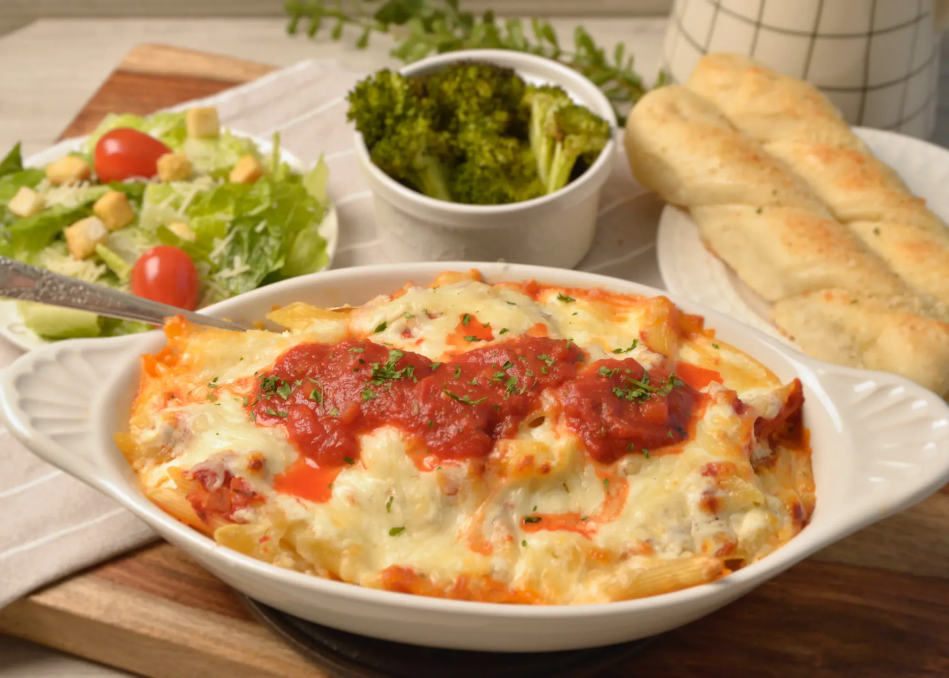 Tuesday Apr 14 - Red & White Pasta (GF)